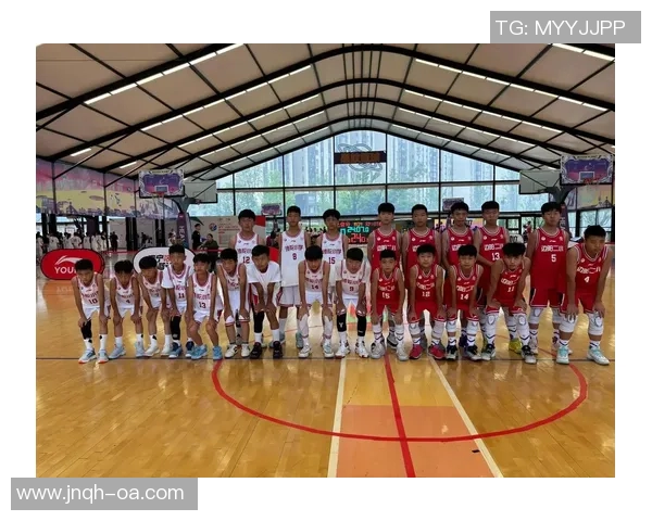 体育世界的无限可能：探索运动员背后的努力与荣耀